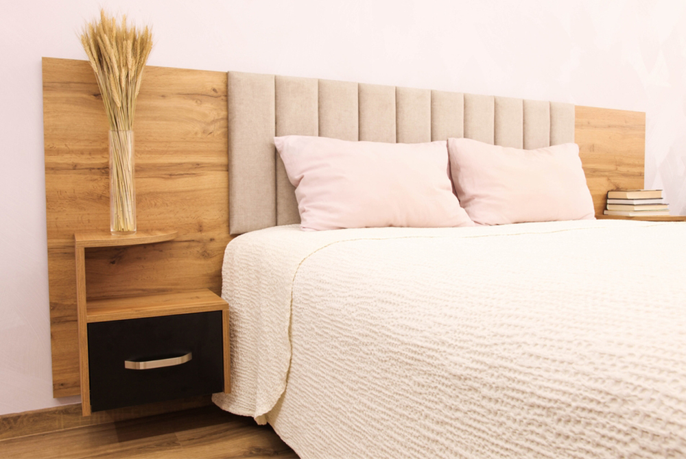 Bed & Side Table Manufacturers